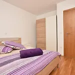 Appartement Anna A2+2 *